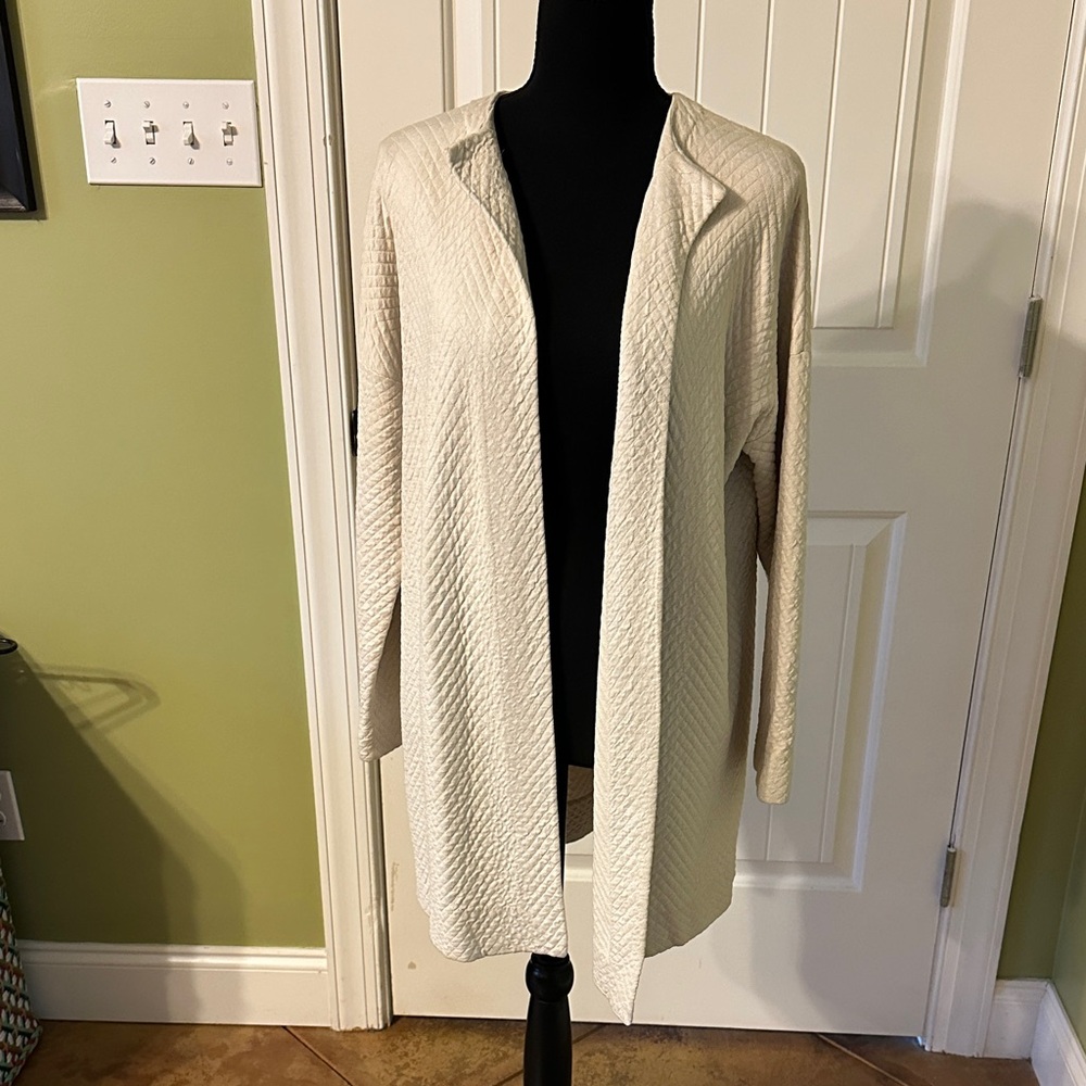 Elegant Cream Cardigan